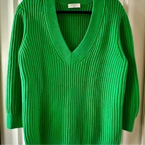 BABATON Kelly Green V-neck Knit sweater